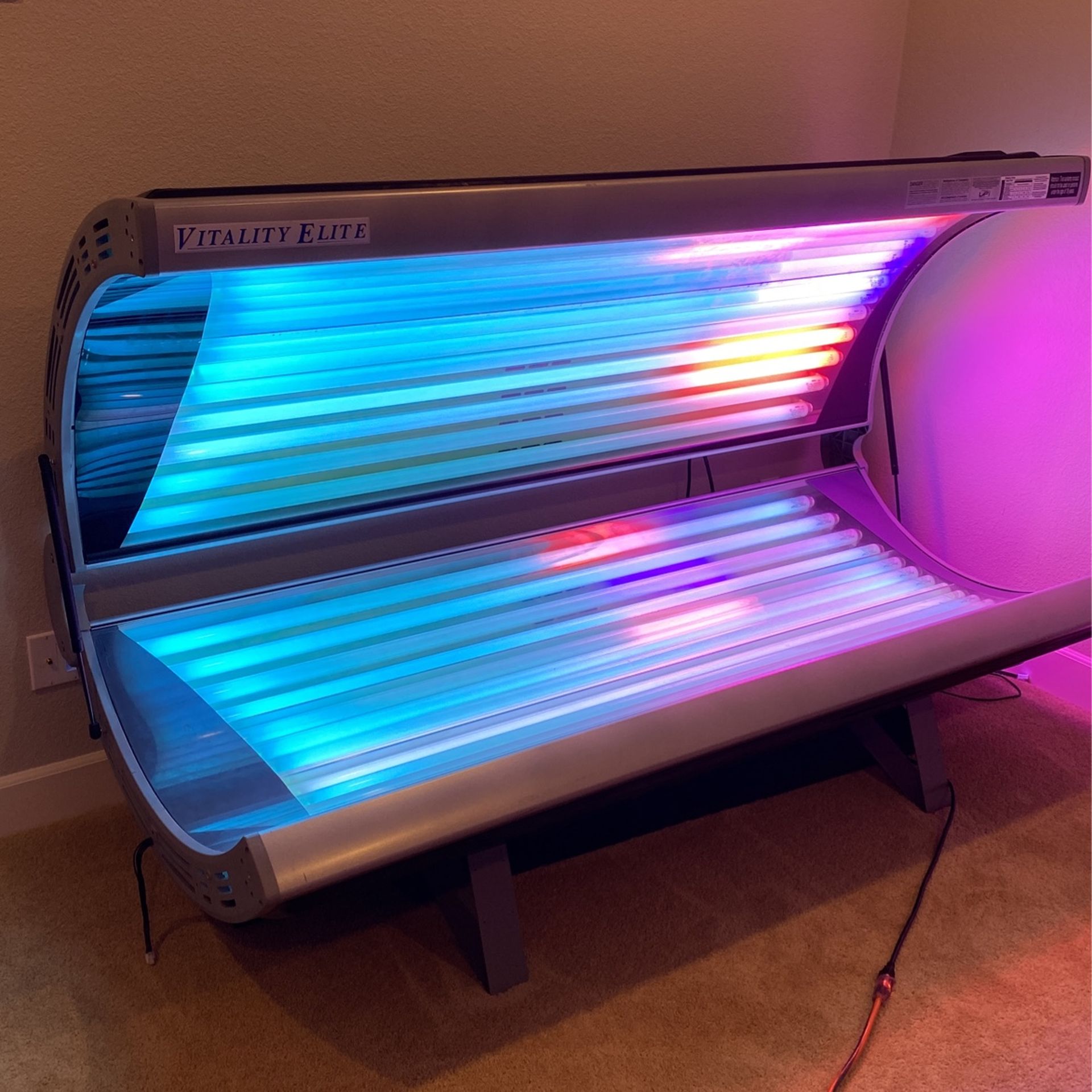 Vitality Elite Tanning Bed