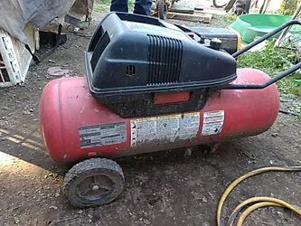 Husky 17 gal 5hp compressor