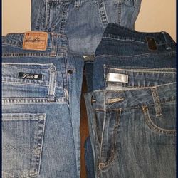 Women’s Jeans, Size 8 (5 Pairs)