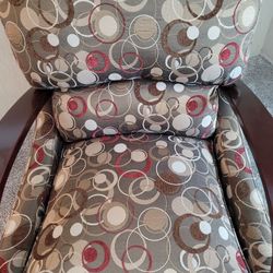 Extremely Comfortable Like New Upholstered 3-Position Recliner Chair With Wood Trim Armrests And Legs *All Reasonable Offers Considered*