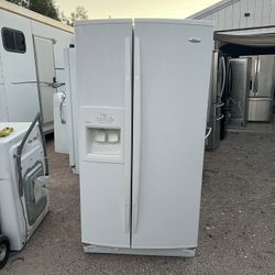 WHIRLPOOL REFRIGERATOR 