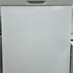 Dishwasher Whirlpool.