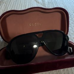 Authentic Gucci GG0463S aviator sunglasses.