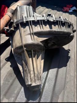 Borg-Warner 4481 transfer case (identified by RPO code NR3