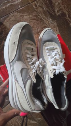 Mens waffle nike shoes 11.5