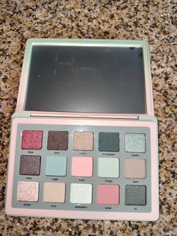 Natasha Denona pallet
