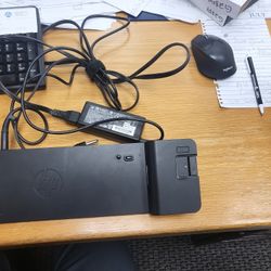 Perfect Condition HP 2013 ULTRASLIM Docking Station With Power Chord