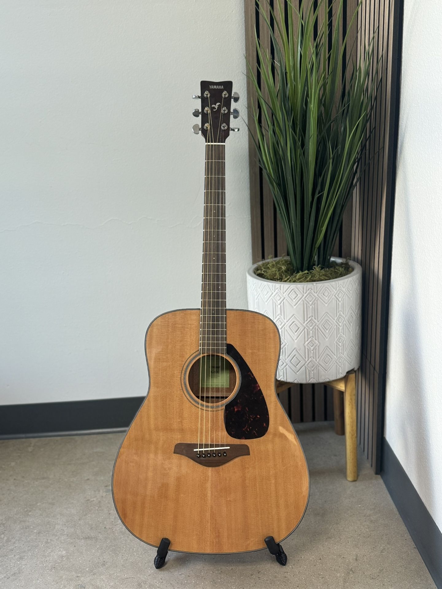 FG800 Yamaha Acoustic Guitar 