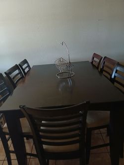 Table and 7 chairs