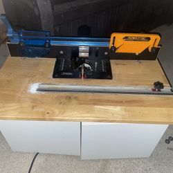Router Table + Fence (adjustable Height)