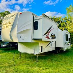 2012 Forest River Cedar Creek