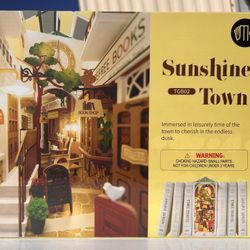 Book nook By Rolife “Sunshine Town”