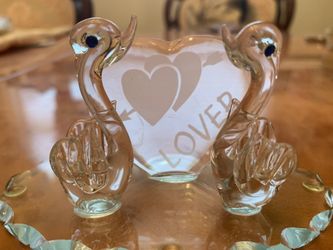 Swan lovers glass figurine, paperweight