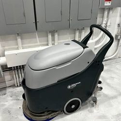 Advance SC450 Floor Scrubber