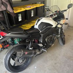 2012 Yamaha FZ1