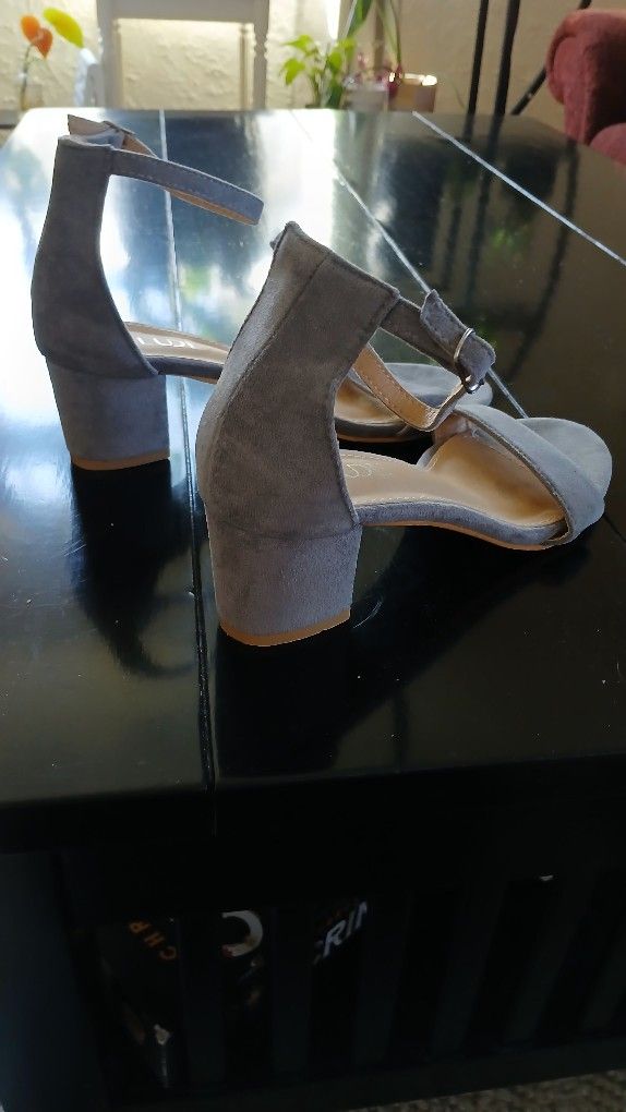 Greya Suede Sandals