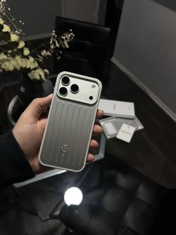 iPhone 17 Pro Case