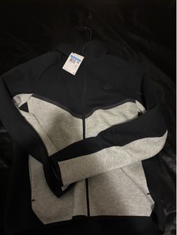 New Nike tech medium