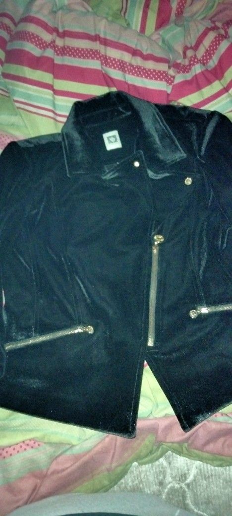 Nice Black Soft Jacket Zip Up