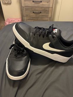 Nike men shoes size 14