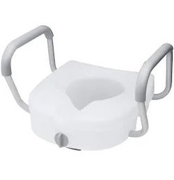 NEW IN BOX TOILET SEAT RISERS