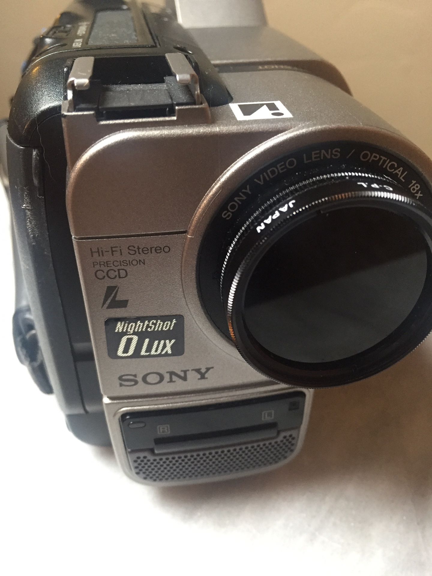 Sony Handicam Vision CCDTRV65 video hi8 camcorder for Sale in