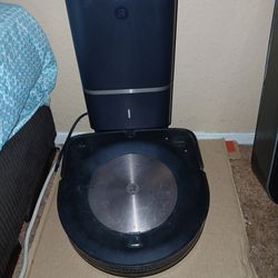 I Robot Roomba s 9 +self - Emptying