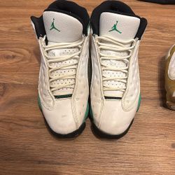 Jordan 13 Lucky Green  Size 9.5
