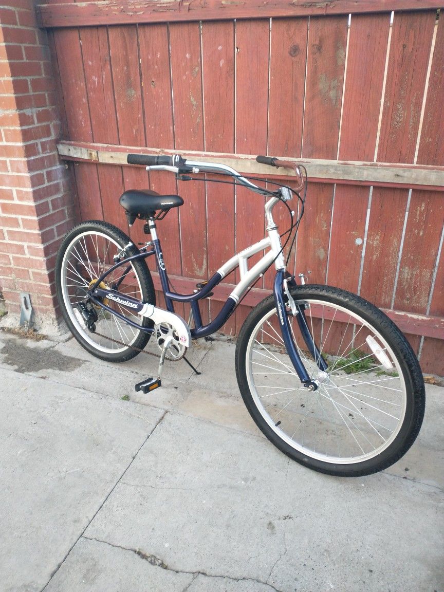 Schwinn Jaguar Cruiser Bike