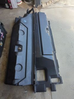 Toyota tacoma Storage and cooler