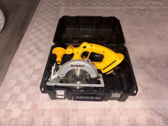 Dewalt Circular Saw
