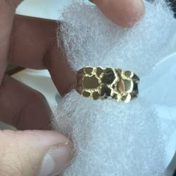 10K GOLD NUGGET RING