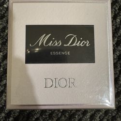Miss Dior Essence For Womans New Sealed 
