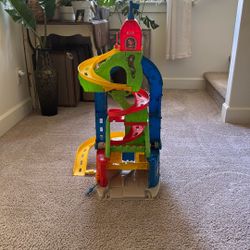 Little people Car Wash Tower