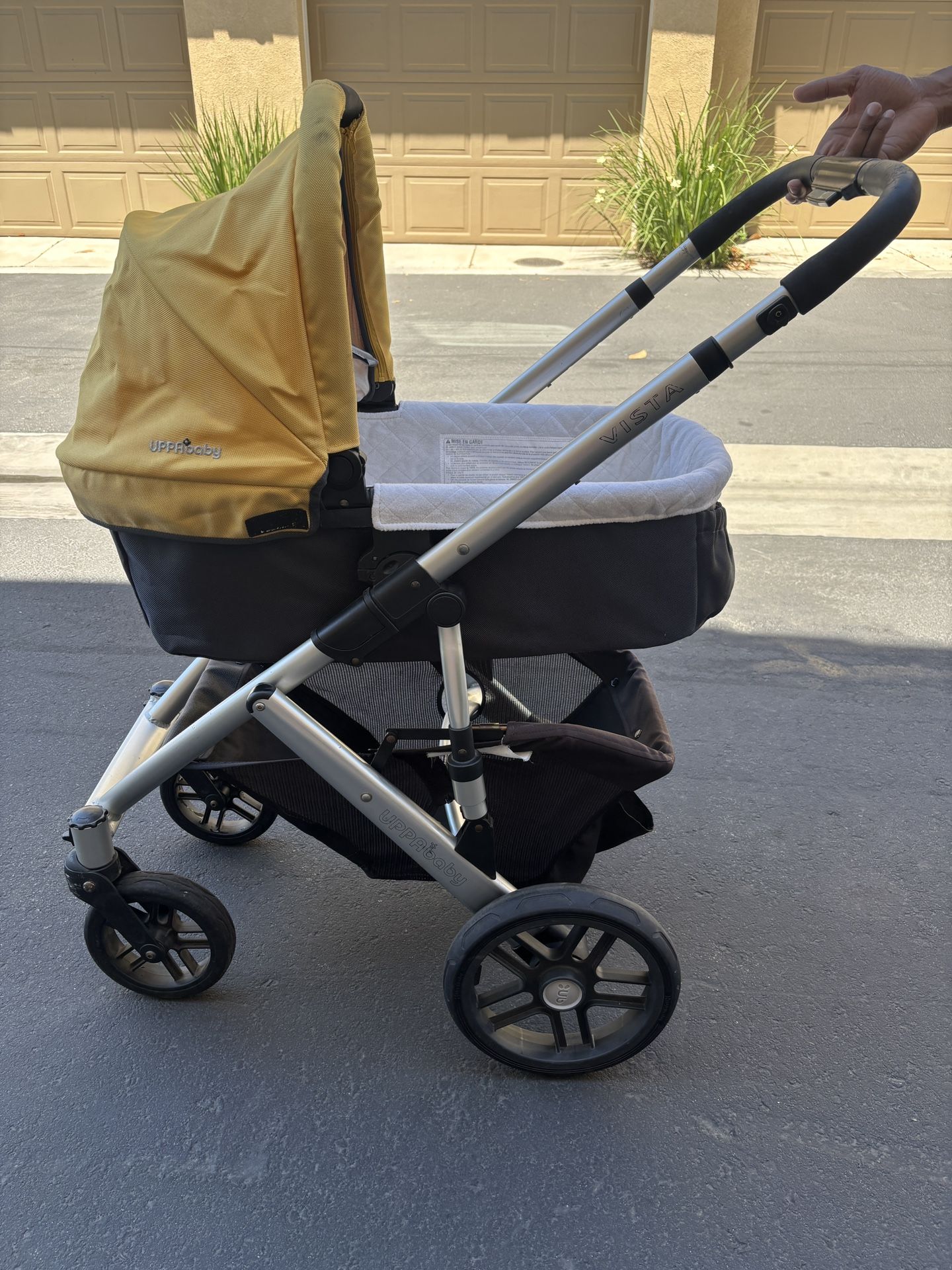 Uppababy Vista Bassinet Stroller 
