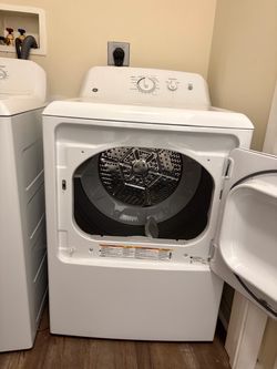 Washer and dryer set