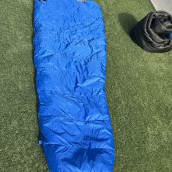 the North face Sleeping bag 