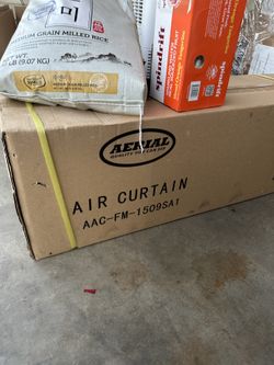 Brand New Aerial 36" Commercial Air Curtain AAC-FM-1509SA1 - 2 Available