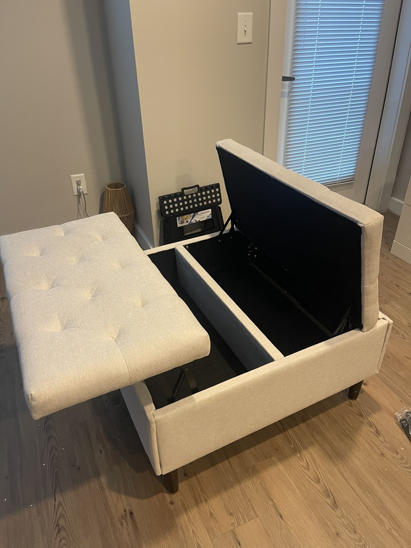 Ottoman with storage *price is negotiable*