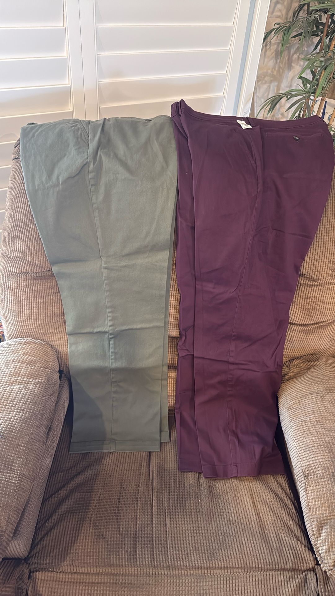 Men’s Pants- 42x30