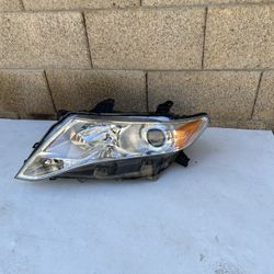 Toyota Venza Headlight 2009 - 2016, Toyota Venza Headlamp, Driver Side, OEM Original Toyota 