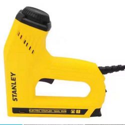 Stanley 2 In 1. Staples/ Nail