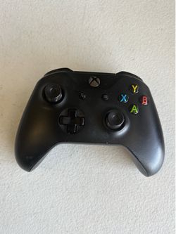 Xbox One controller (READ DESCRIPTION)