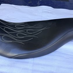 Harley Danny Grey slim seat for models 98-up