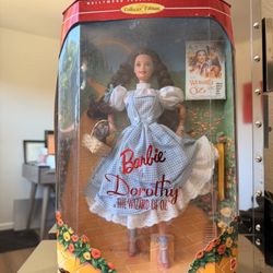 Vintage 1994 Barbie as Dorothy – Wizard of Oz Hollywood Legends Collector Edition NRFB
