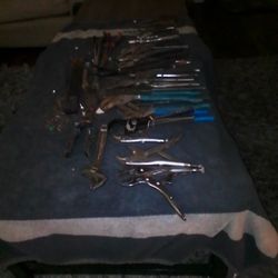 Pliers