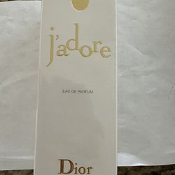 Dior J’adore Perfume 