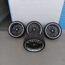 22 Inch Rims (5x120 Bolt Pattern)