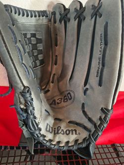 Wilson 2021 A360 SP14 14\" Slowpitch Softball/Baseball Glove