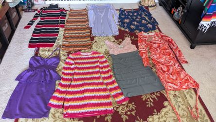 Women's size small lot C